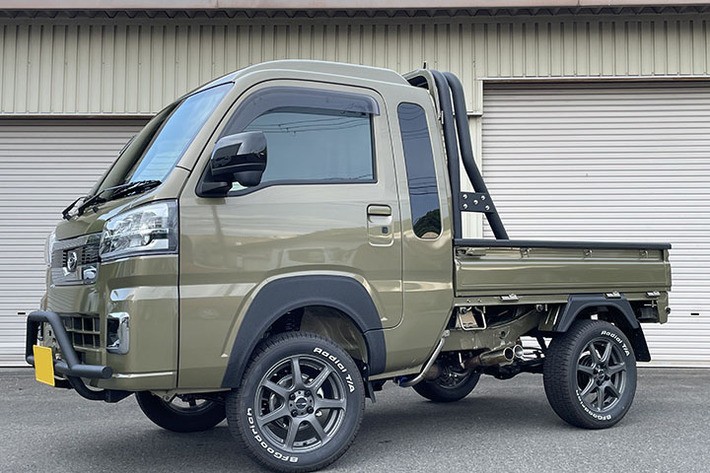 軽トラの使い勝手を高めるアイテムを豊富に揃える但東自動車 軽トラの使い勝手を高めるアイテムを豊富に揃える但東自動車