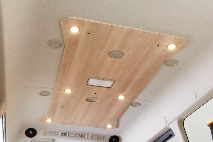 ダイレクトカーズ