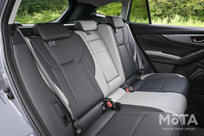 スバル レヴォーグ レイバック