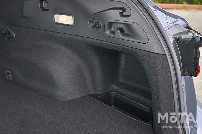 スバル レヴォーグ レイバック