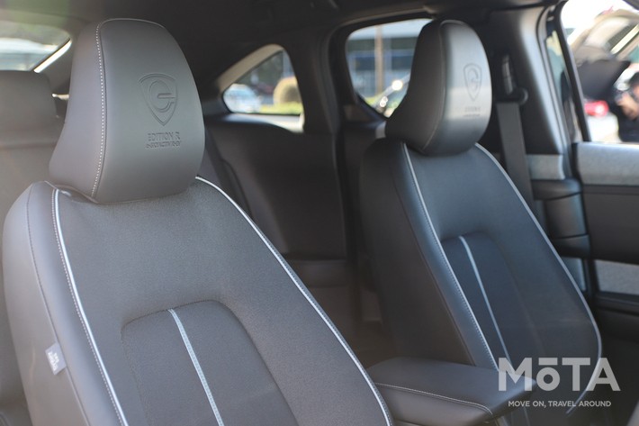 新型MX-30ロータリーEV エディションRのシート