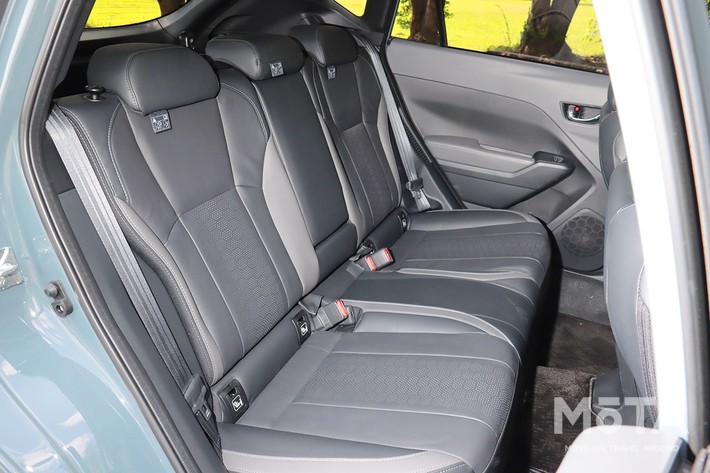 スバル クロストレック