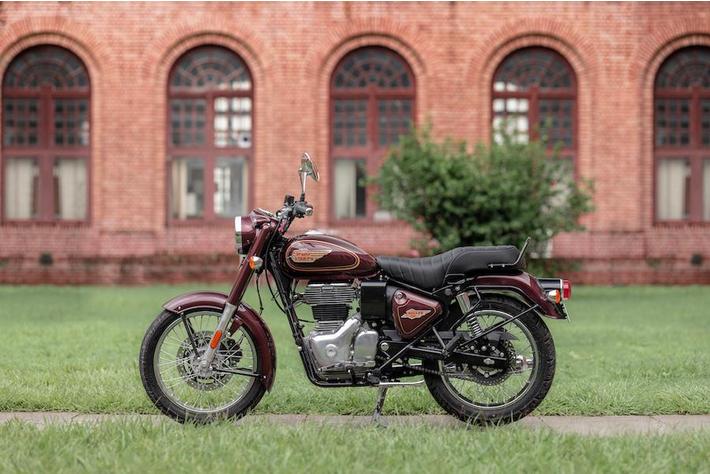 ロイヤルエンフィールド、新型「Bullet 350」を発表|【業界先取り
