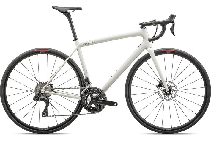 憧れのロードバイク、Tarmac SL7とAethosに9rカーボンを使用したモデル