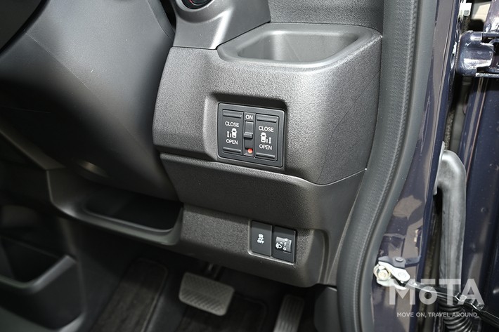 ホンダ 新型N-BOX カスタム