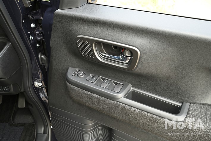 ホンダ 新型N-BOX カスタム