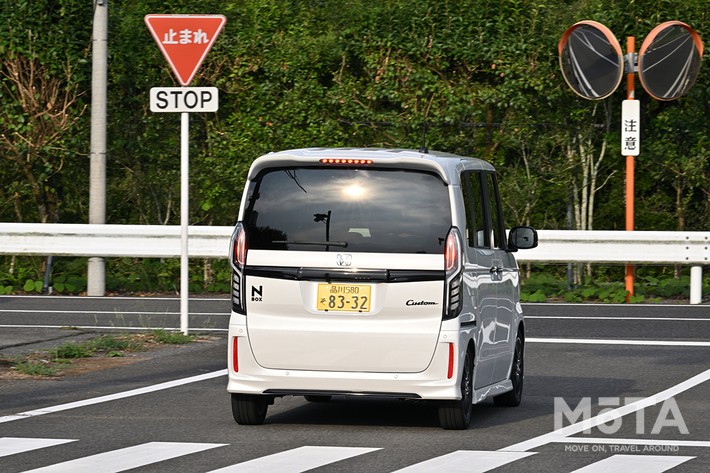 ホンダ 2代目N-BOX カスタム（先代）