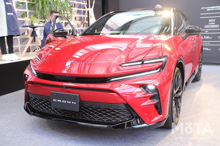 トヨタ クラウンスポーツ