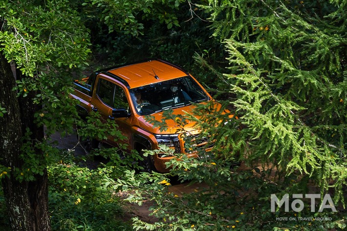 三菱 トライトン