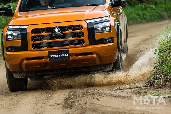 三菱 トライトン