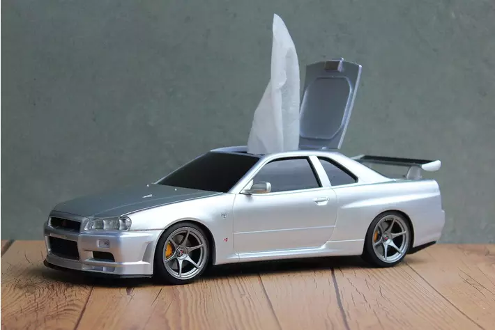 世界初】日産スカイライン GT-R (BNR34)の車型ウェットティッシュ 