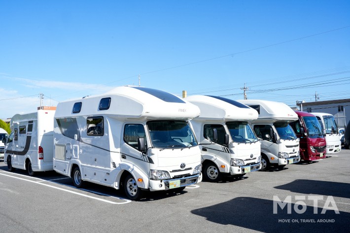 ダイレクトカーズ／ショールームSUZUKA BASE