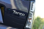 ダイハツ 新型タントカスタム