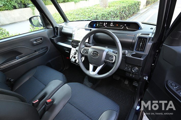 ダイハツ 新型タントカスタム