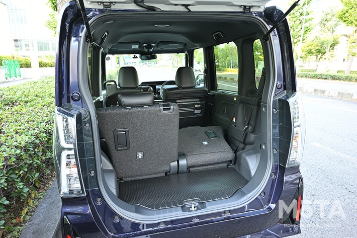 ダイハツ 新型タントカスタム