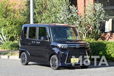 ダイハツ 新型タントカスタム