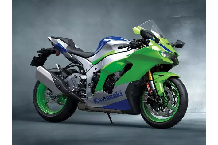 カワサキから「Ninja 40th Anniversary Editionモデル」を2023年12月23 