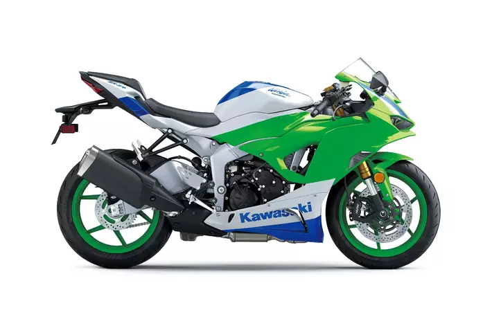 にあ カワサキから「Ninja 40th Anniversary Editionモデル」を2023年