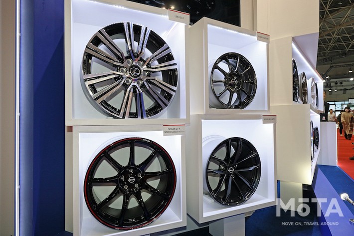 ホイールメーカーのレイズがジャパンモビリティショー2023で披露 ホイールメーカーのレイズがジャパンモビリティショー2023で披露