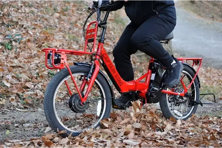 パワフルで魅力的なビジュアル！キャプテンスタッグ電動折りたたみ