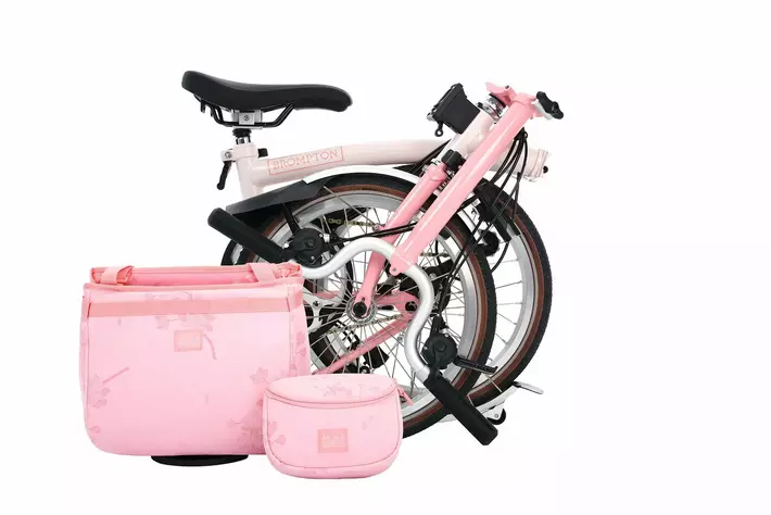 英折りたたみ自転車ブロンプトンが、限定カラー「CHERRY BLOSSOM 英折りたたみ自転車ブロンプトンが、限定カラー「CHERRY BLOSSOM