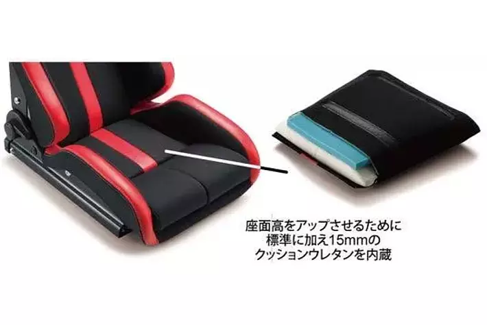 細身のドライバー向けチューニングのリクライニングシート「STRADIAIII