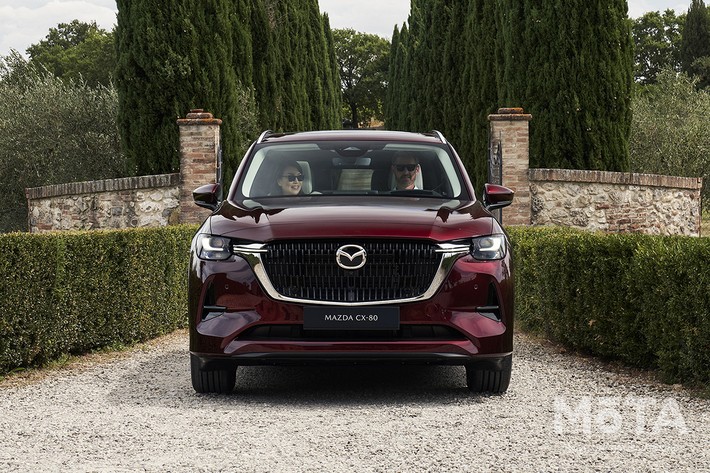 マツダ CX-80（欧州仕様）