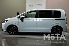 ホンダ 新型フリード(e:HEV AIR EX)
