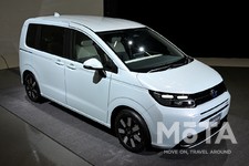 ホンダ 新型フリード(e:HEV AIR EX)