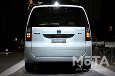 ホンダ 新型フリード(e:HEV AIR EX)