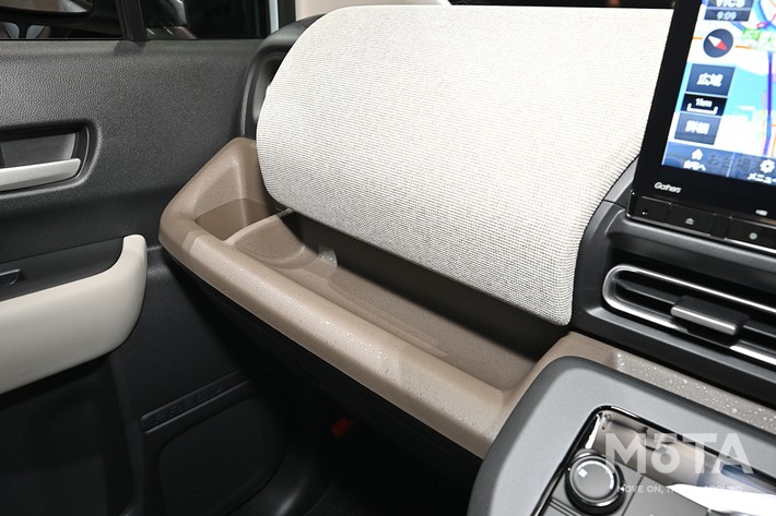 ホンダ 新型フリード(e:HEV AIR EX)