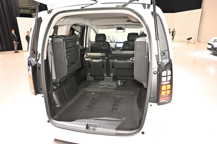 ホンダ 新型フリード(ガソリン AIR EX)