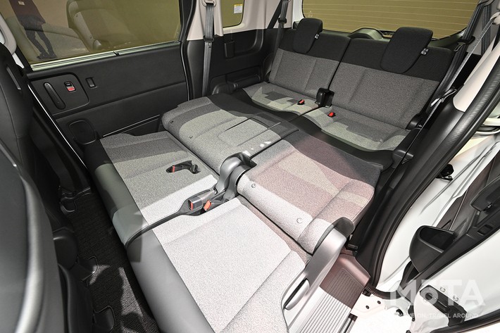 ホンダ 新型フリード(ガソリン AIR EX)