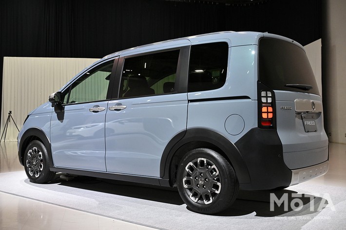 ホンダ 新型フリード(ガソリン クロスター)