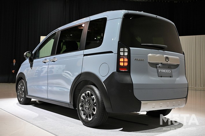 ホンダ 新型フリード(ガソリン クロスター)