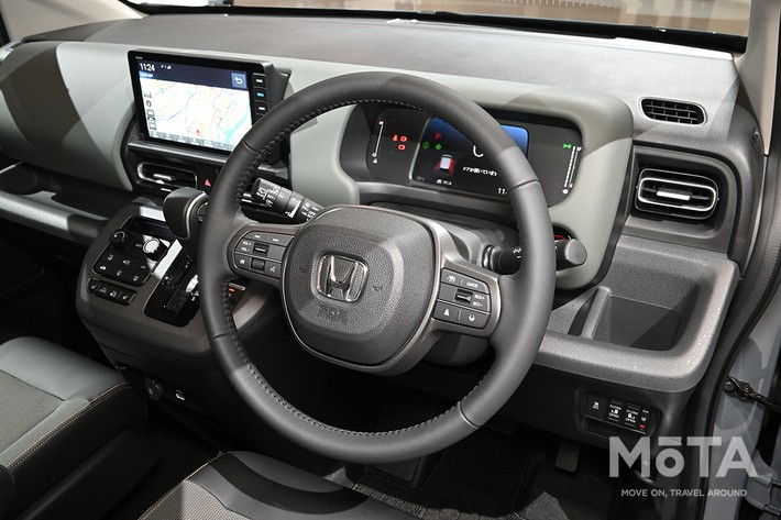 ホンダ 新型フリード(ガソリン クロスター)