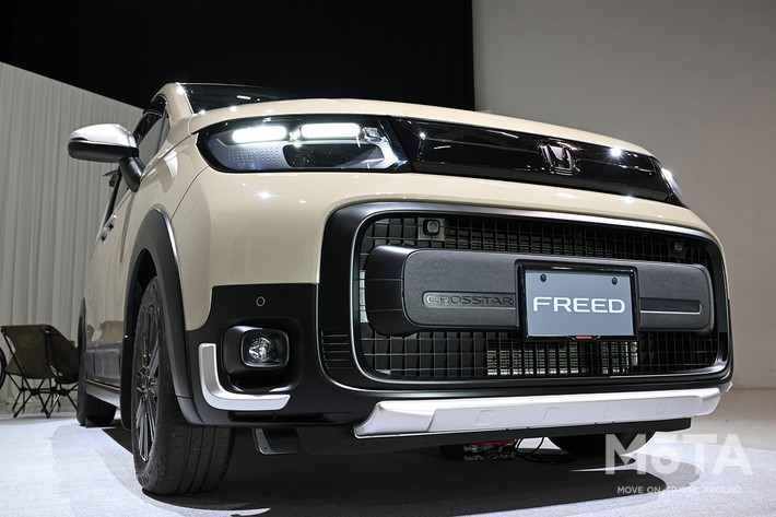 ホンダ 新型フリード(ガソリン クロスター 用品装着車)