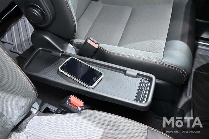 ホンダ 新型フリード(ガソリン クロスター 用品装着車)