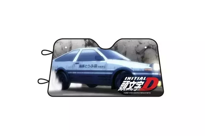 人気作品『頭文字D』をモチーフにしたカー用品が数量限定で登場
