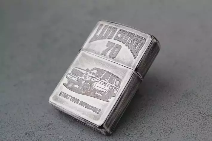 限定50個だけの、TOYOTAランドクルーザー 70 の ZIPPO が登場(画像 
