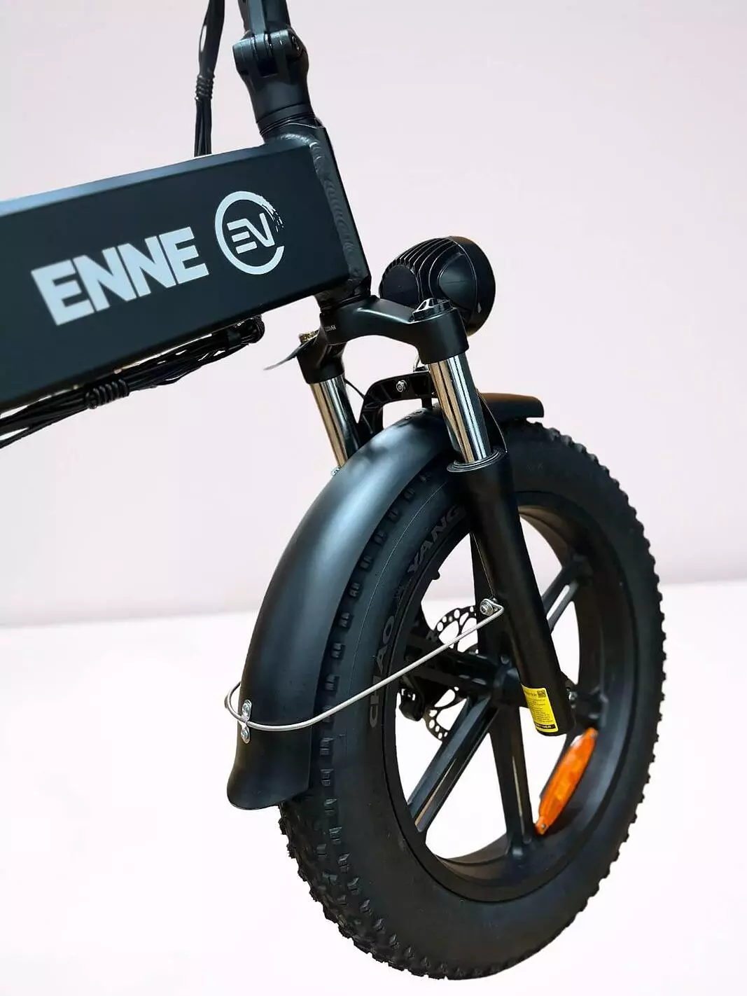 原付とアシスト自転車の切り替えが可能な新モビリティ ENNE F750開発