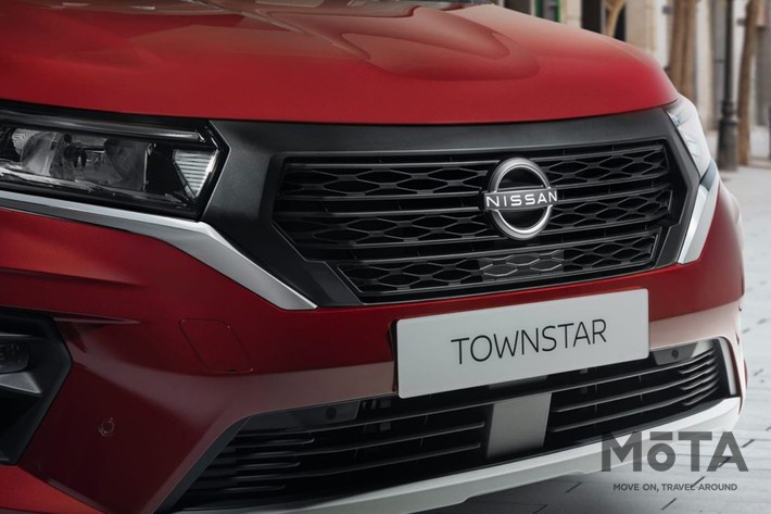 タウンスター・コンビの外観（フロントフェイス）