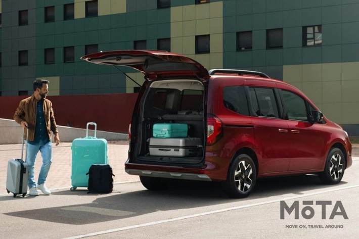 タウンスター・コンビの荷室