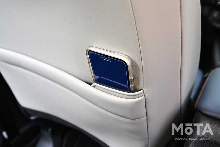 ホンダ ヴェゼル（e:HEV X  HuNTパッケージ 4WD）