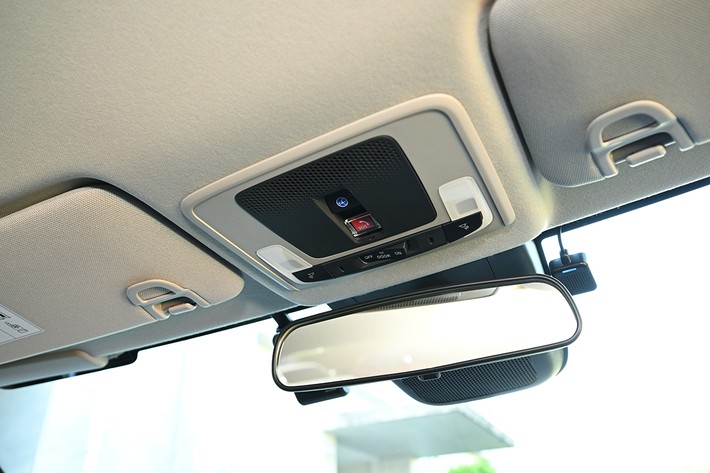 ホンダ ヴェゼル（e:HEV X  HuNTパッケージ 4WD）