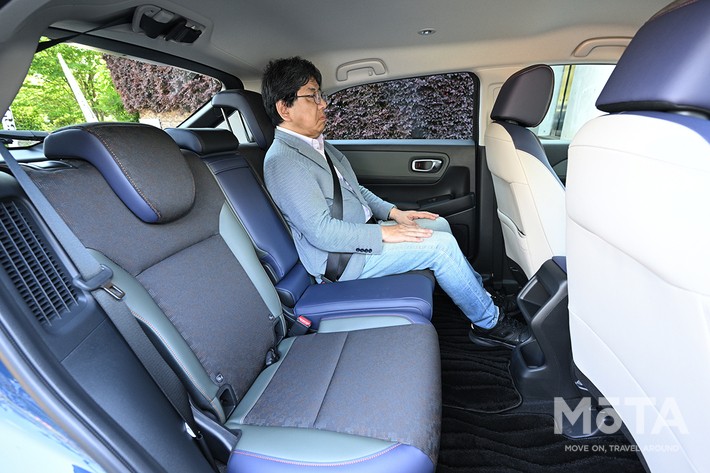 ホンダ ヴェゼル（e:HEV X  HuNTパッケージ 4WD）