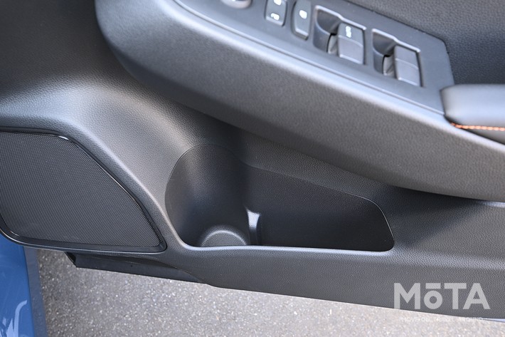 ホンダ ヴェゼル（e:HEV X  HuNTパッケージ 4WD）