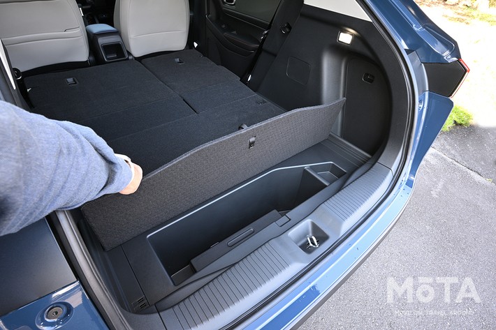 ホンダ ヴェゼル（e:HEV X  HuNTパッケージ 4WD）