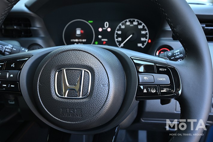 ホンダ ヴェゼル（e:HEV X  HuNTパッケージ 4WD）