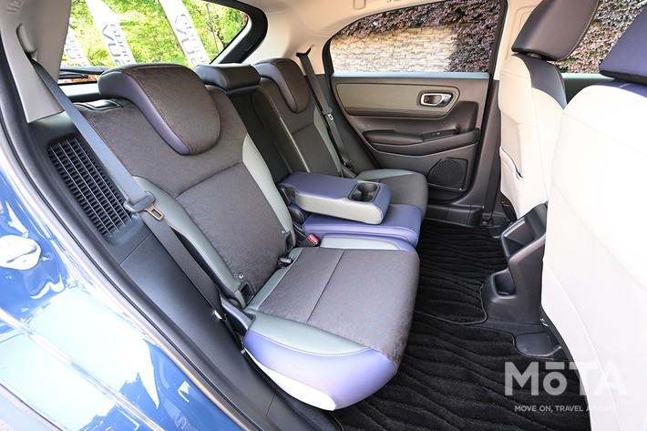 新型ヴェゼルのリアシート